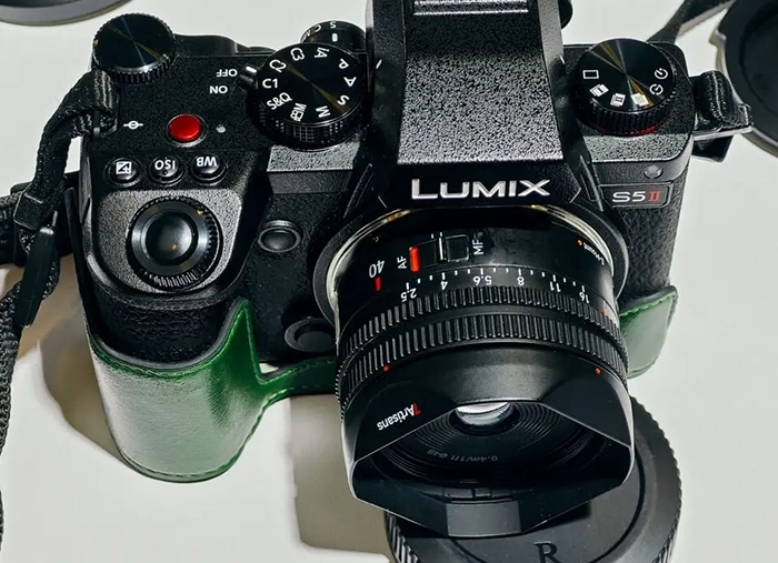 Adobe Camera RAW now officially supports the yet unreleased new Sigma 85mm f/1.2 L lens!