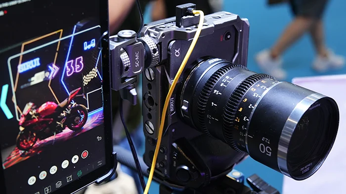 First images of the new SIRUI Saturn V2Full-Frame Anamorphic Lens Series